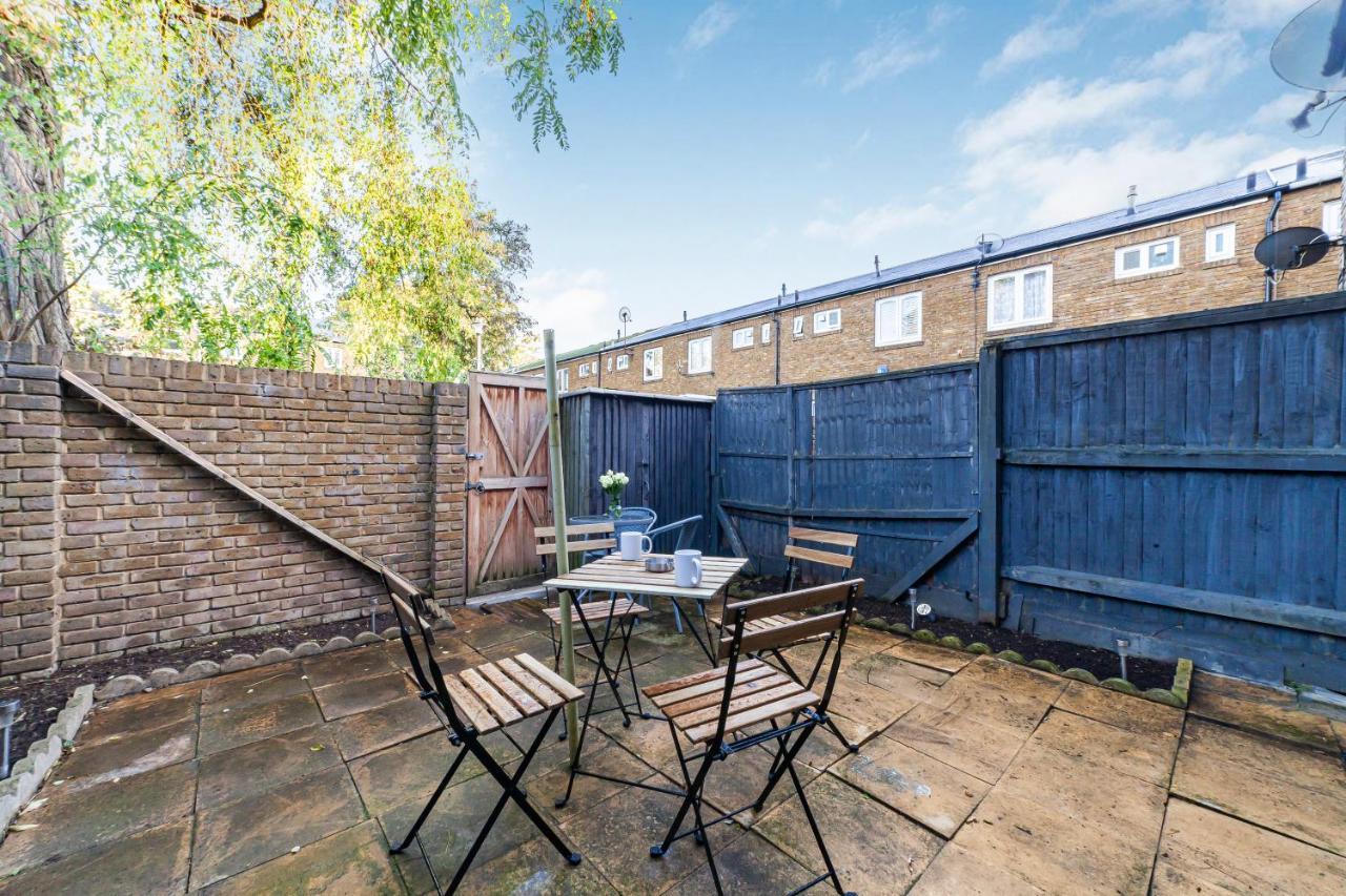 Arte Stays - 3-Bedroom Bright House London, Haggerston, Garden, Parking, 8 Min Walk To Haggerston Station, Weekly Or Monthly Stays, Serviced Accommodation - 7 Guests מראה חיצוני תמונה