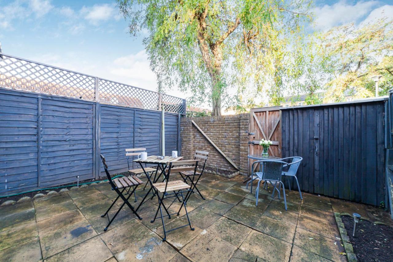 Arte Stays - 3-Bedroom Bright House London, Haggerston, Garden, Parking, 8 Min Walk To Haggerston Station, Weekly Or Monthly Stays, Serviced Accommodation - 7 Guests מראה חיצוני תמונה